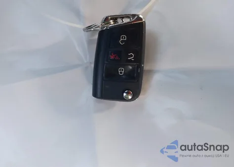 2021 Volkswagen Tiguan 2.0T Se/2.0T Se R-Line Black/2.0T Sel из США, поврежденный, VIN 3VV3B7AX5MM067886